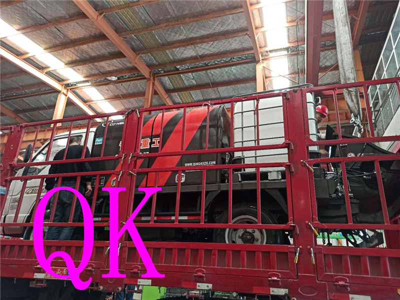 混凝土泵 青科重工 濕噴臺(tái)車