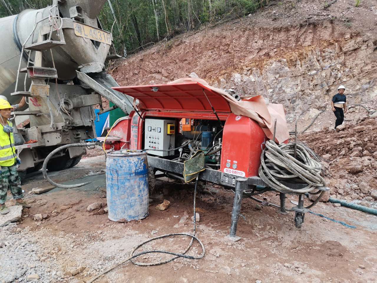 混凝土泵 濕噴機(jī) 濕噴臺(tái)車